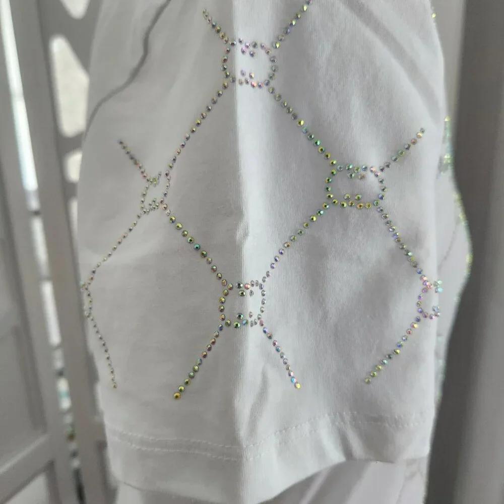 T-Shirt - Picture 2 of 4